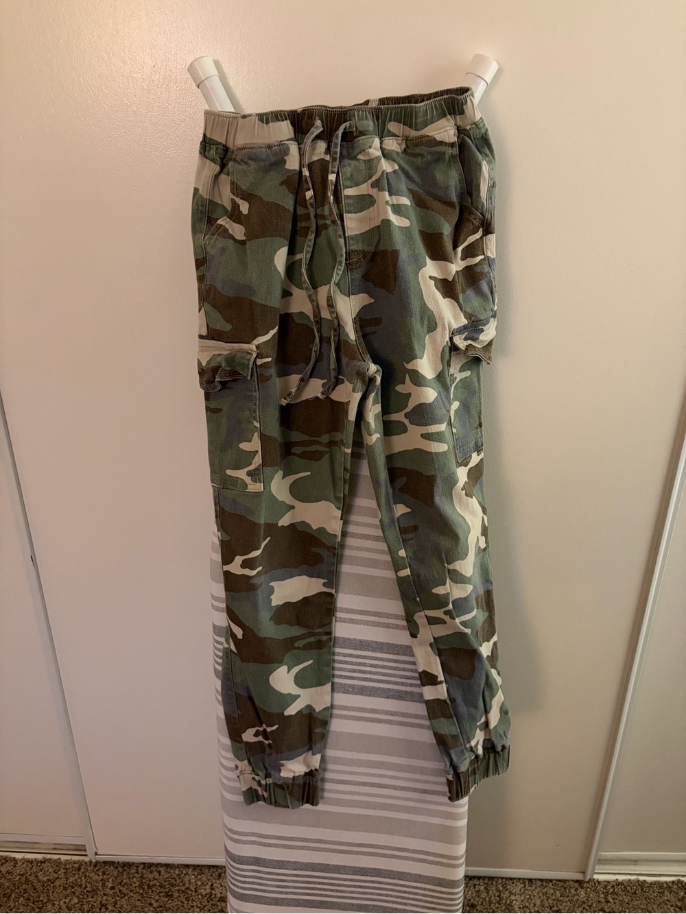 Camo Cargo Joggers - Green Camouflage